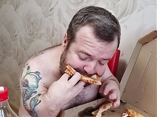 Midget Eats Pizza Like a Pig and Then Cum on the Crusts